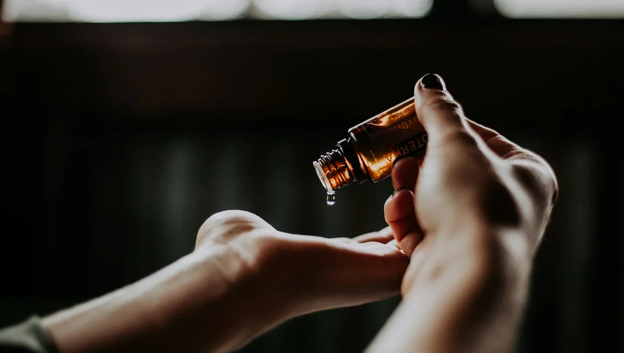 Argan Oil for Hair in Pakistan: Benefits & How to Use It (2026)